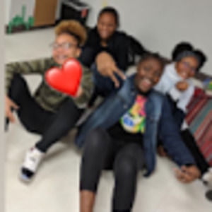 Meet your Posher, Mi'a